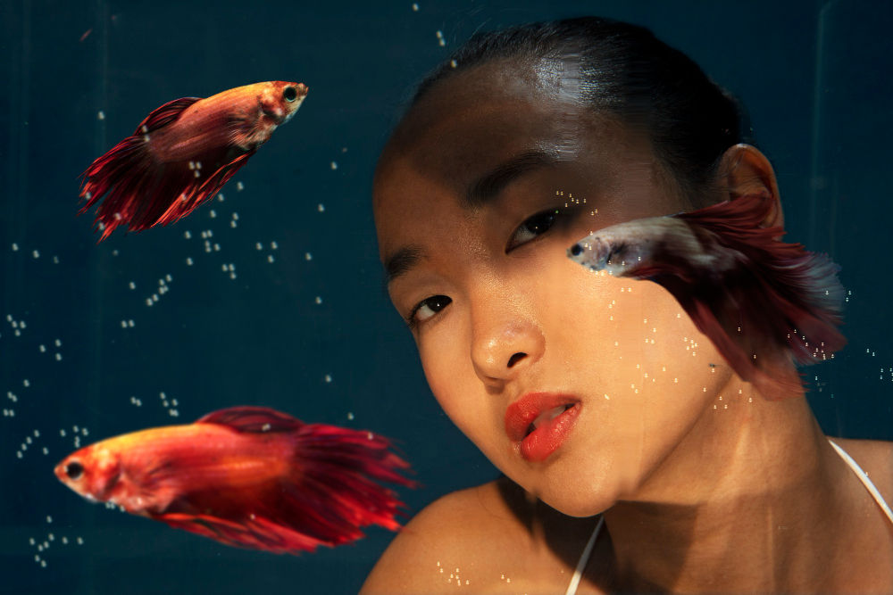 inconsistent lighting and shadow