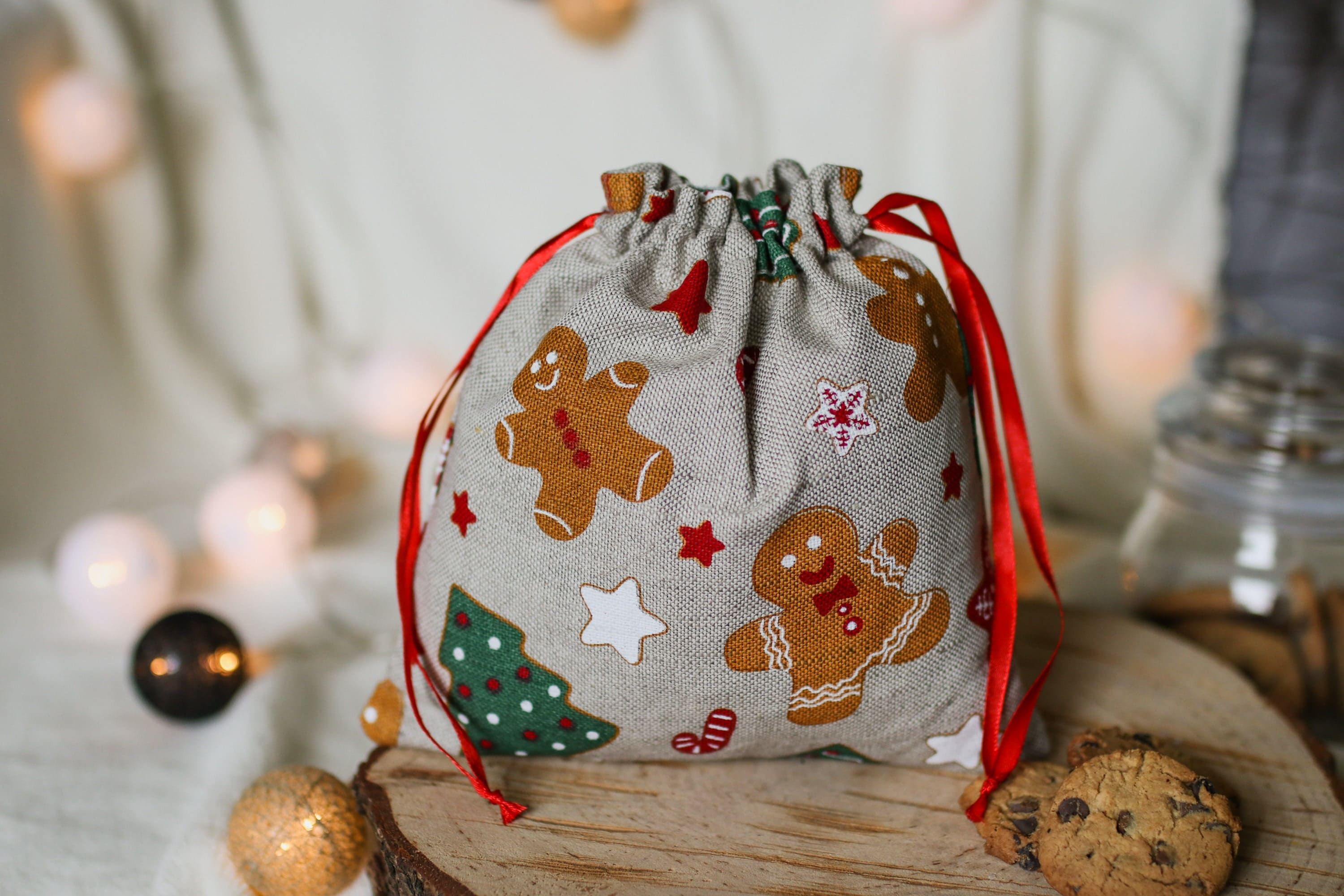 Cookie fabric drawstring bag