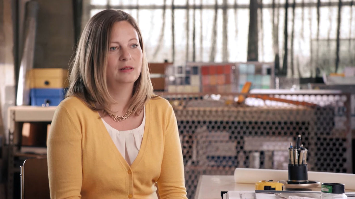 A screenshot of FreshBooks’ B2B video marketing featuring a testimonial from an interior designer