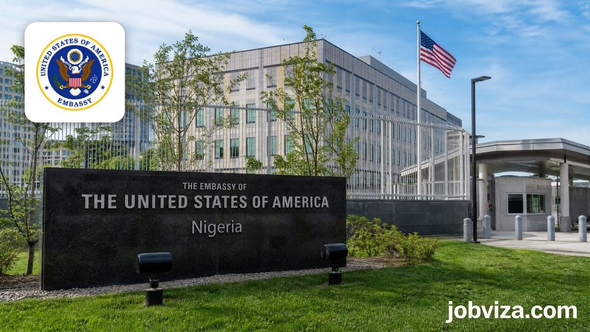Nigerian applicant preparing documents for a US visa for Nigerians 2026 interview