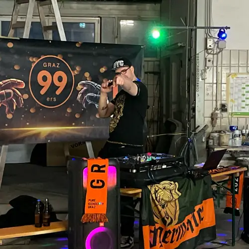 DJ - Bild 2