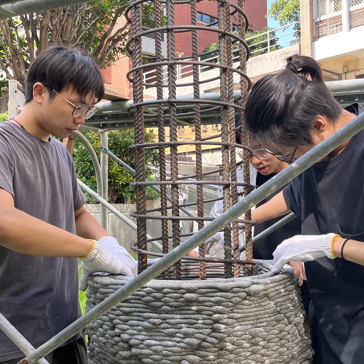 Graphcrete construction step 2