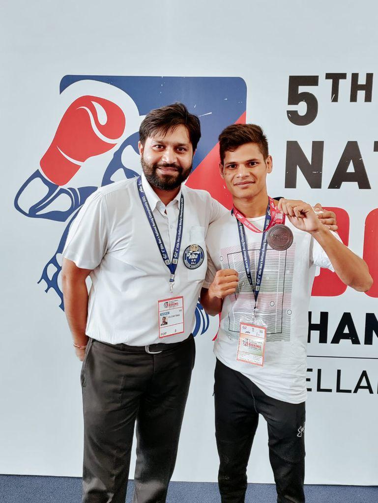 रवि ने बढ़ाया जनपद का मान-सम्मान