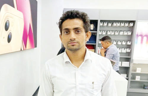 Noida News:अधिवक्ता की हत्या