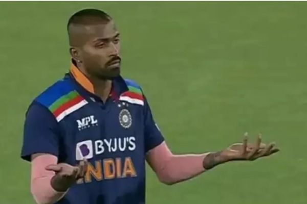 Sports News- T-20 वर्ल्ड कप में नहीं खेल पाएंगे हार्दिक पांड्या, सेलेक्टर्स के सामने खड़ी मुसीबत