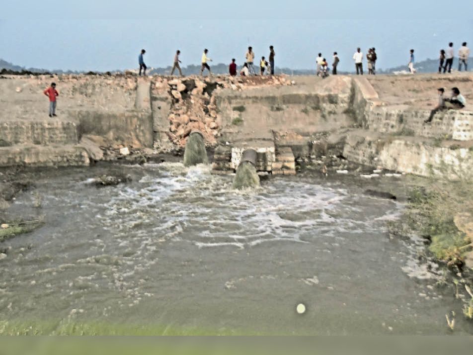 घटता जल, संकट में कल