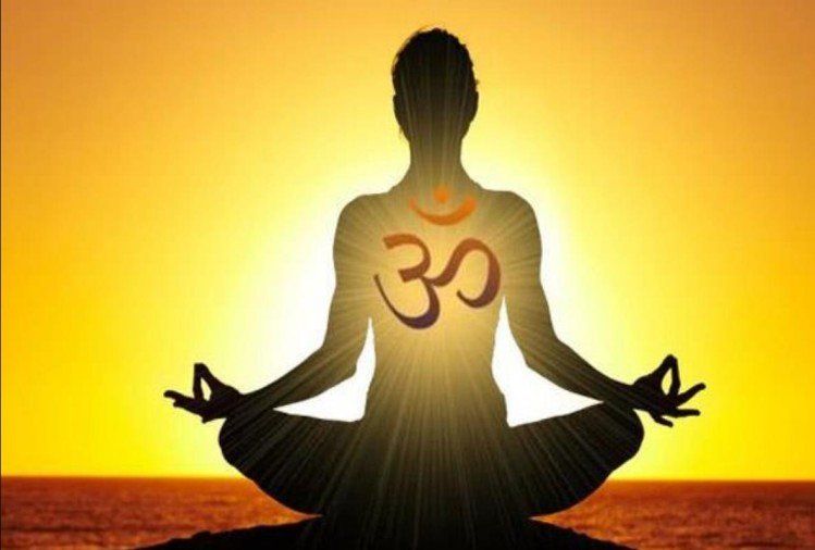 Yog: योग करके आप अपने इमोशन को करें कंट्रोल