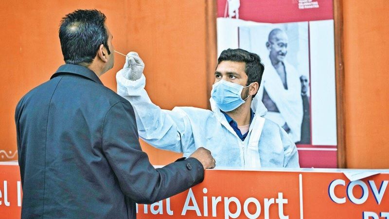 Omicron या Delta...कोरोना का कौन सा वेरिएंट ज्यादा खतरनाक है, जानें WHO की राय