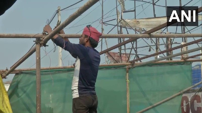 Kisan Andolan: किसानों ने मनाया जश्न, हटने लगे तंबू और टेंट, तस्वीरों में देखिये हाल