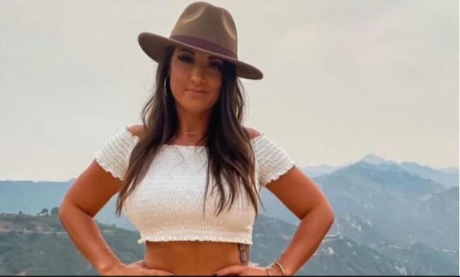 Millionaire woman रातोरात करोड़पति बन गई ये महिला, छोड़ दी टीचर की जॉब