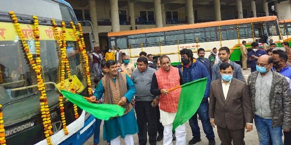 Greater Noida: बस सेवा से जुड़े ग्रेटर नोएडा के गांव और सेक्टर, यहां जानें पूरा रूट