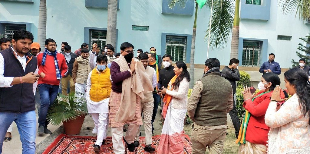 UP Election 2022: हर घर को रोजगार दिलाना मेरा मकसद: धीरेन्द्र सिंह