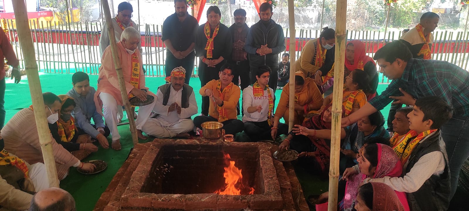 Ghaziabad : महामृत्युंजय महायज्ञ के तीसरे दिन 35 हजार आहुतियां दीं