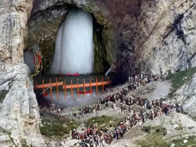 Amarnath Yatra Registration: आज से अमरनाथ यात्रा का रजिस्ट्रेशन शुरू, यहां जानें जरुरी बातें
