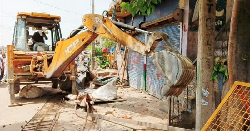 Shaheen bagh- अतिक्रमण हटाने के लिए शाहीन बाग में चलाया जाएगा बुल्डोजर, पुलिस का ऐलान