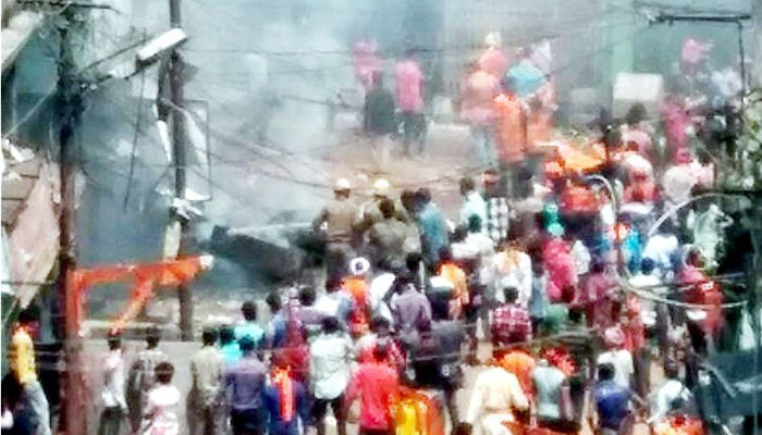 Violence Update: बंगाल में फिर भड़की हिंसा, उपद्रवियों ने पुलिस पर किया पथराव