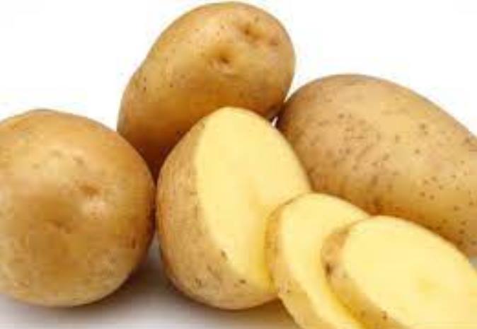 Health : आलू स्वस्थ भी रखे और सुंदर भी!