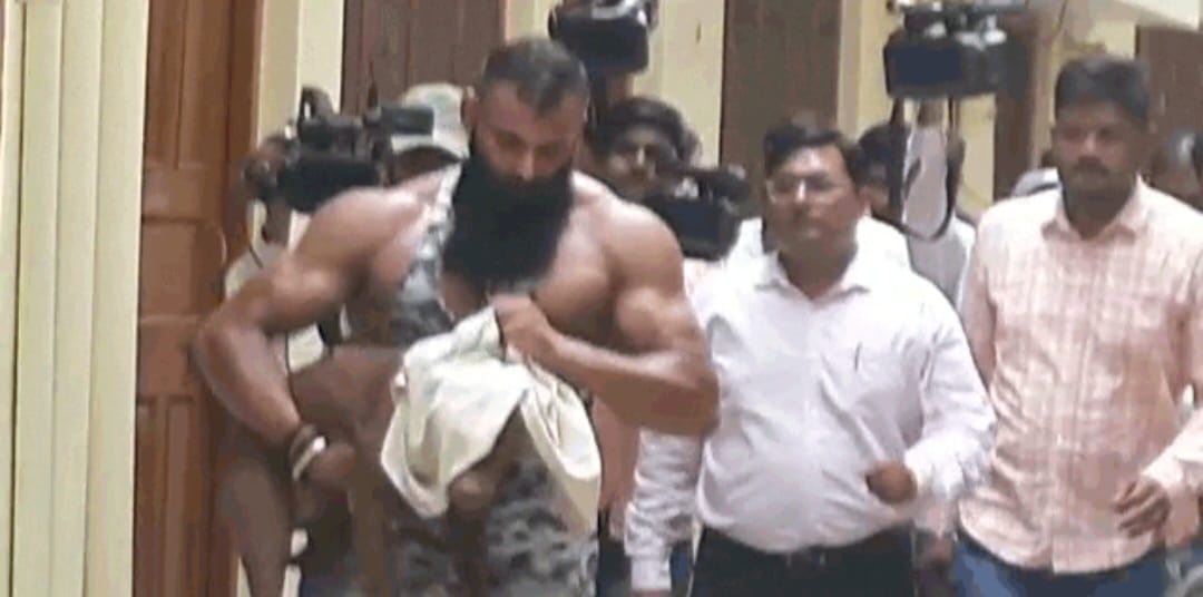 Lucknow News : मालकिन की सुरक्षा में तैनात कुत्ता हत्या के आरोप में गिरफ्तार