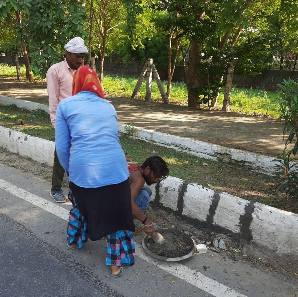 Greater Noida News : दो और फर्मों पर लगाया डेढ़ लाख का जुर्माना