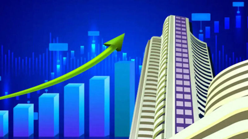 Stock Market: शेयर बाजार की शुरुआत में हुई उछाल, सेंसेक्स ने 318 अंक की लगाई छलांग
