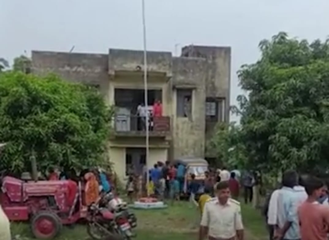 Bihar Crime News : बिहार में हैवानियत: पत्नी और बेटी का सिर काटा, पत्नी का सिर लेकर पहुंचा ससुराल