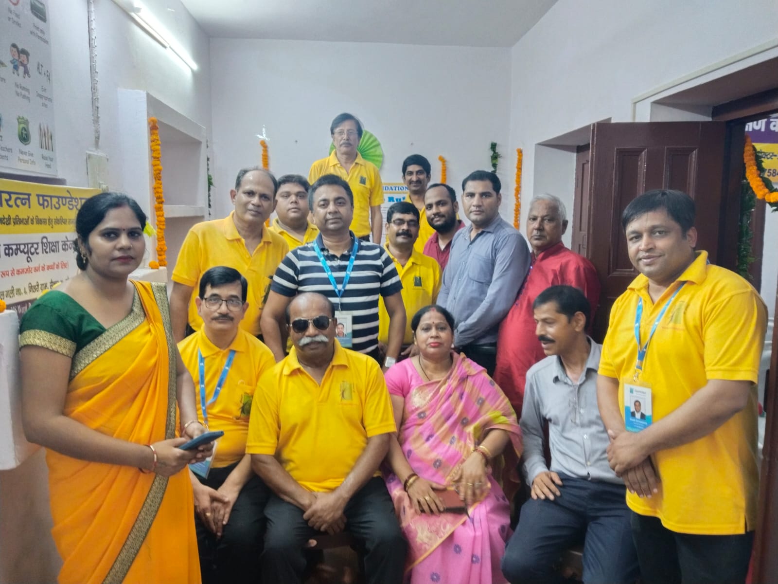 Motivational Story: पिता के संस्कारों को साकार किया नोएडा की बिटिया महक ने