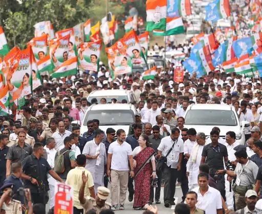 Political News : सोनिया के भारत जोड़ो यात्रा से जुड़ने से समर्थक उत्साहित