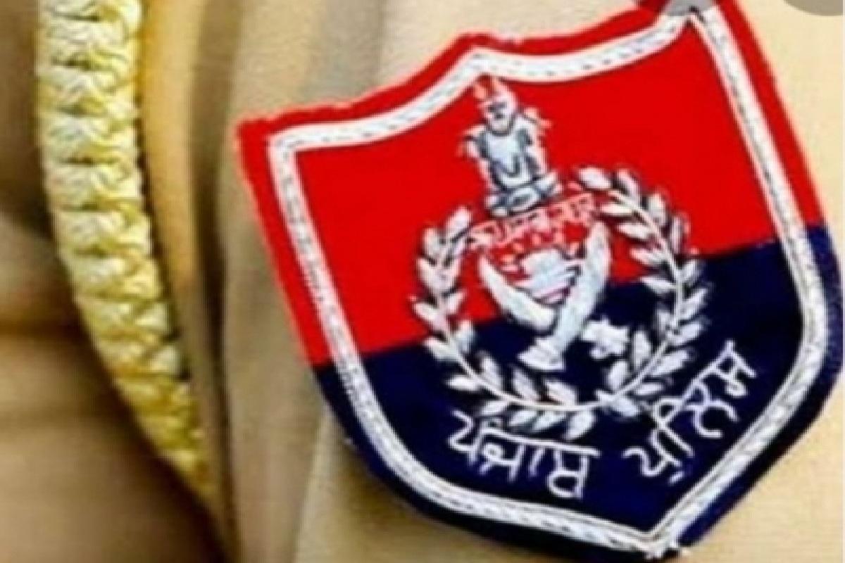 Punjab News : दुष्कर्म और जबरन वसूली के आरोप में पंजाब पुलिस के एआईजी गिरफ्तार