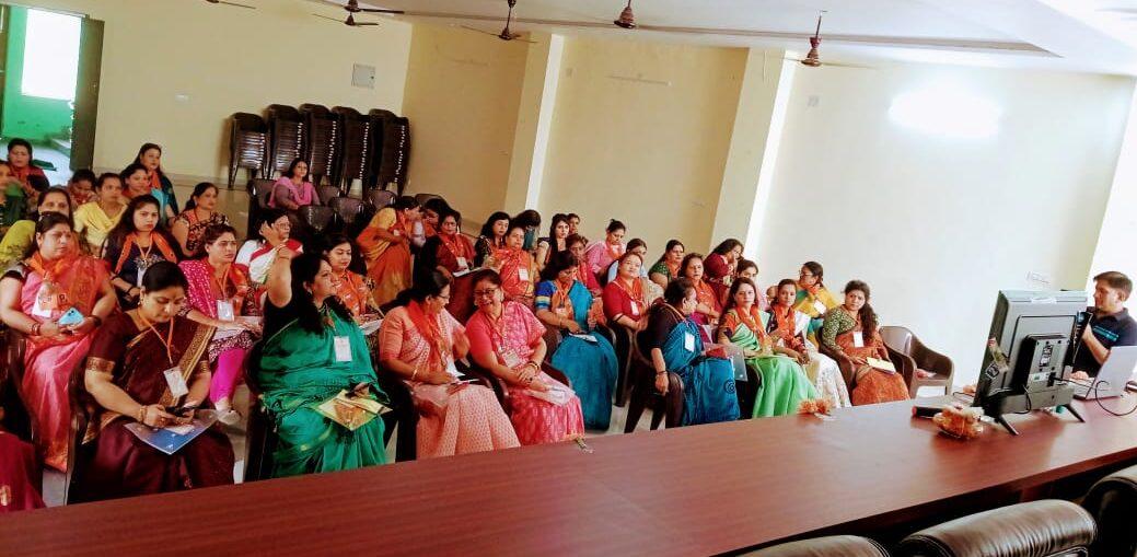 Noida News : महिला मोर्चा ने किया प्रशिक्षण वर्ग का आयोजन