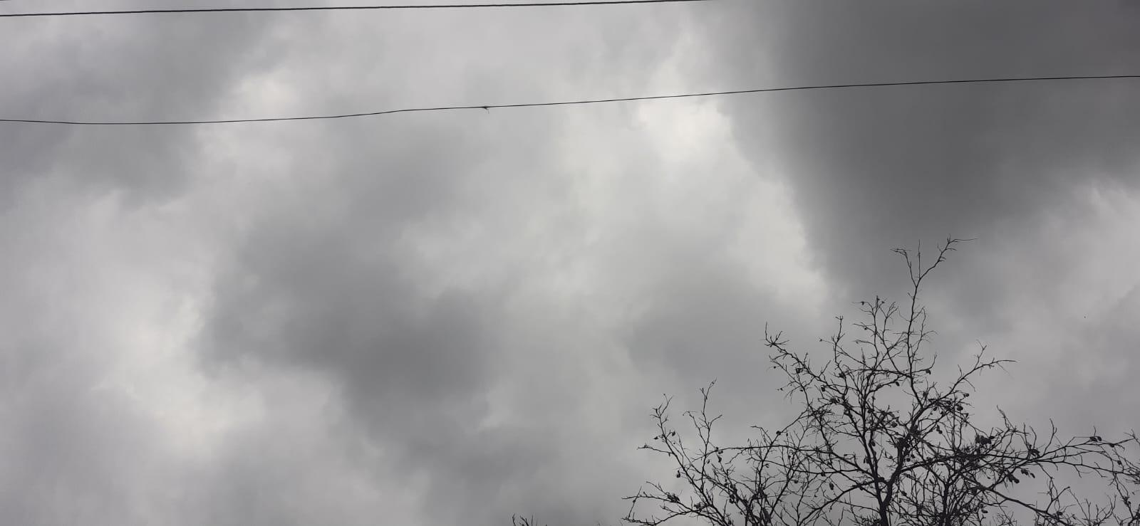 Weather Report : यूपी के 51 जिलों में छाई रहेंगी काली घटाएं, भारी बारिश की चेतावनी