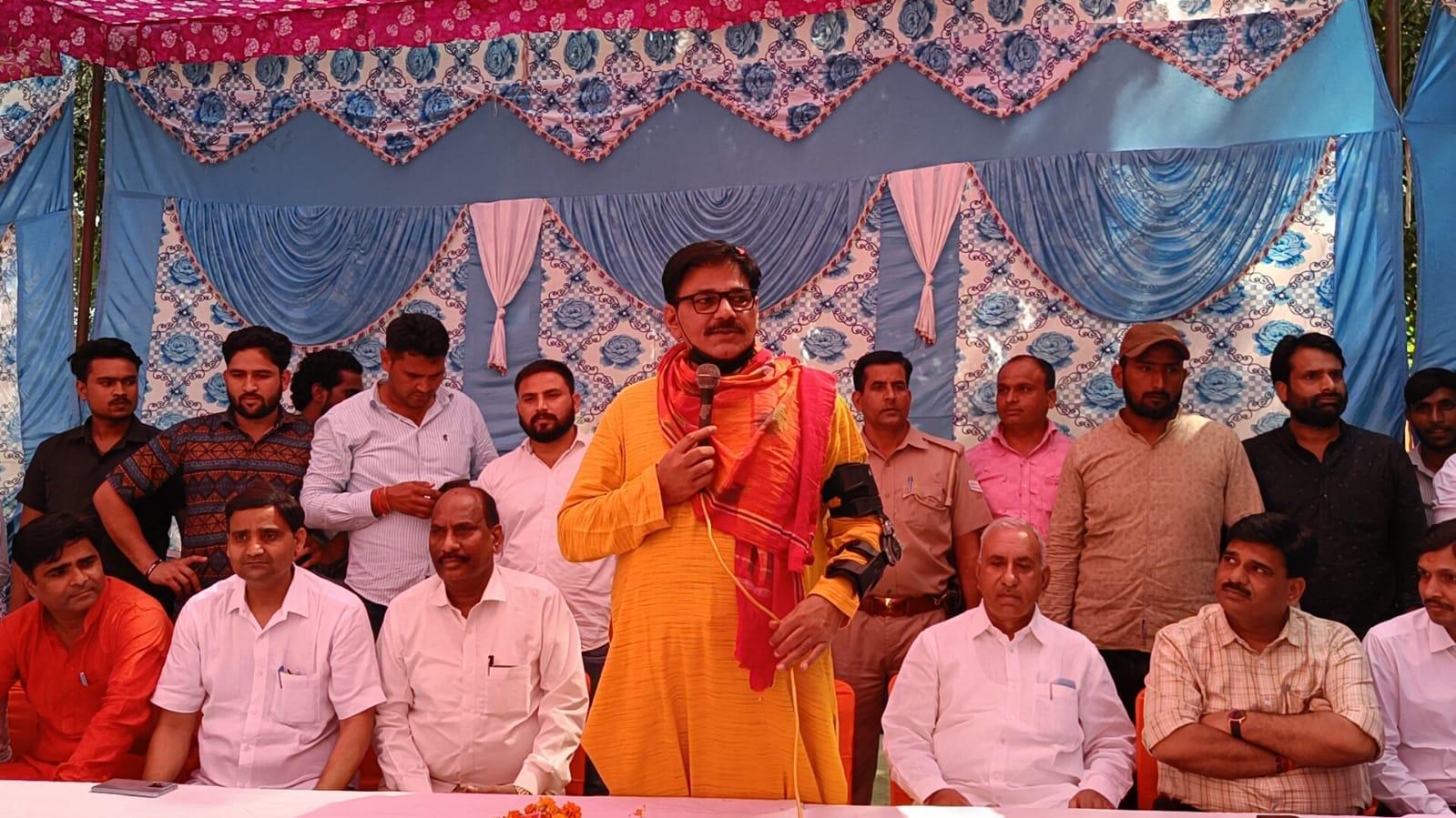 Greater Noida News : पांच सौ से अधिक किसानों ने जेवर एयरपोर्ट के लिए जमीन पर दी सहमति