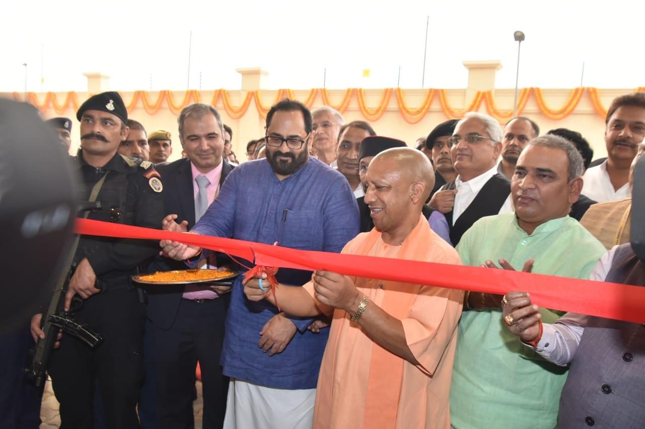 Greater Noida News : देश के सबसे बड़े योट्टा डाटा सेंटर का हुआ लोकार्पण