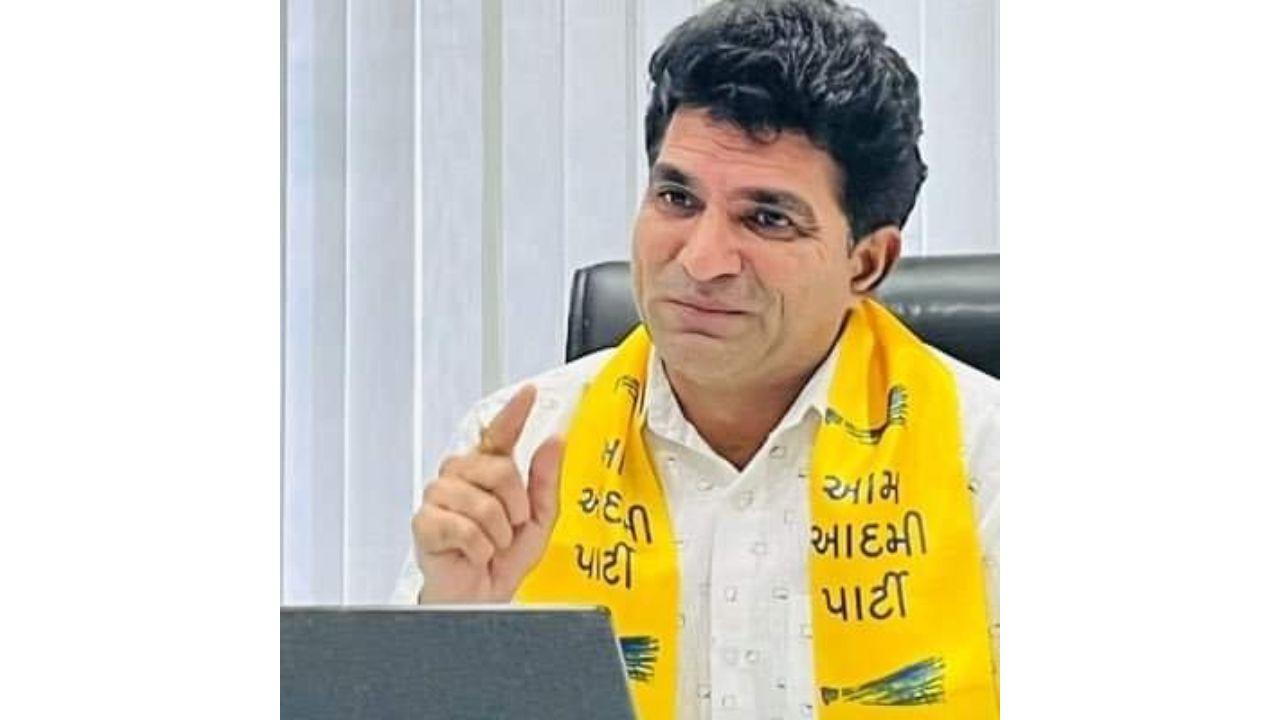 Isudan Ghadhvi AAP
