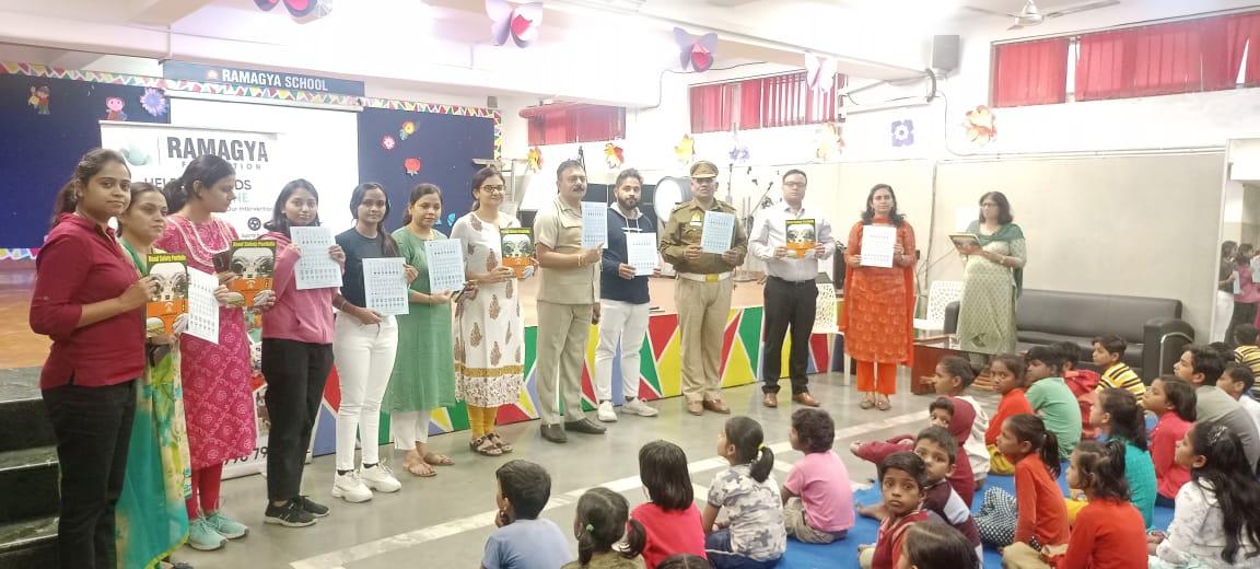 Noida News : रामाज्ञा फाउंडेशन के बच्चों को किया यातायात नियमों के प्रति जागरूक
