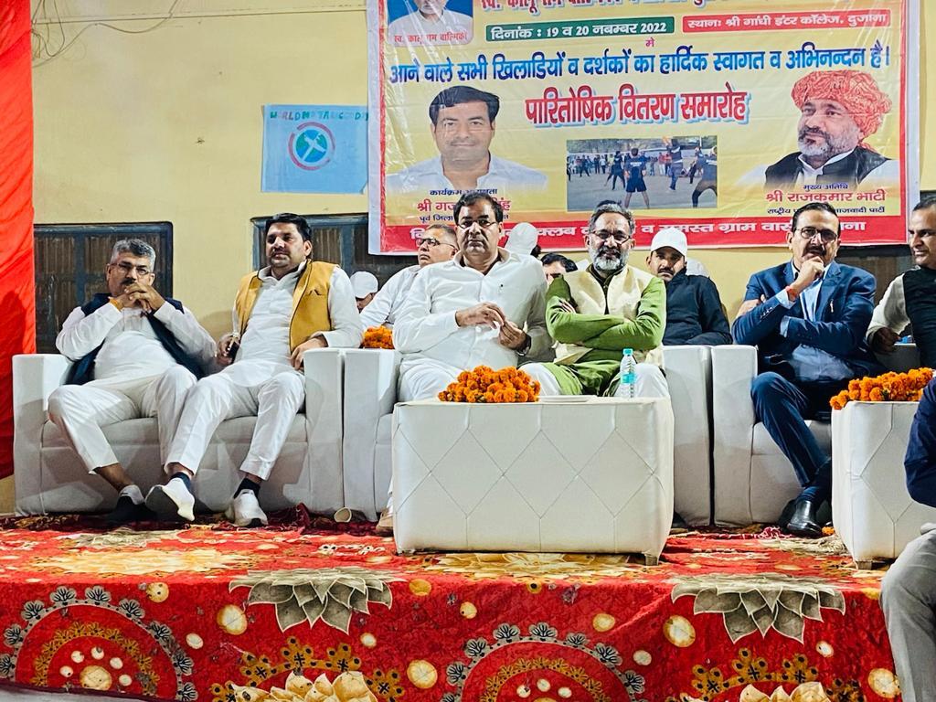 Dadri News : खेल आदमी को आदमी बनाता है : भाटी