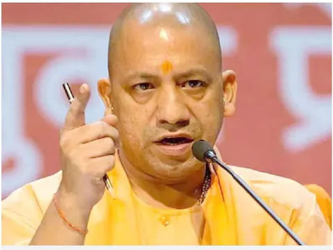 CM Yogi को दी जान से मारने की धमकी, मुकदमा दर्ज