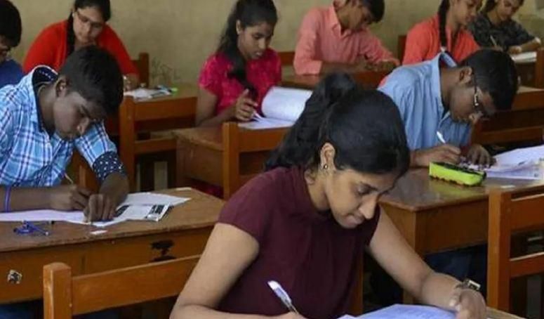 National: केन्द्र सरकार के विभागों में खाली पड़े हैं 10 लाख पद