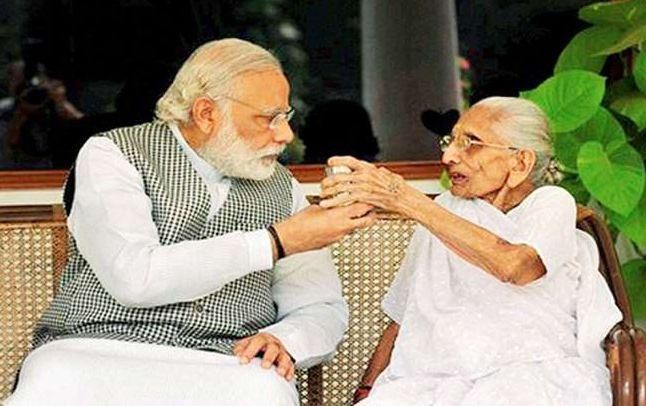 PM Modi की मां हीराबेन की तबीयत बिगड़ी, अस्पताल में भर्ती