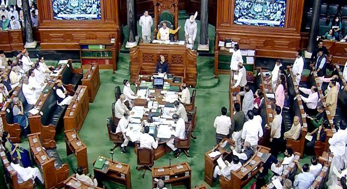 Politics: विपक्ष महंगाई और अर्थव्यवस्था को लेकर सरकार पर निशाना साधा