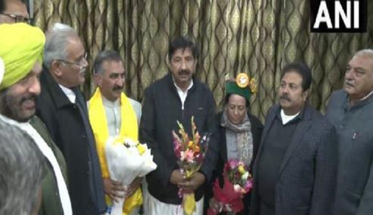 Maharashtra: अंबेडकर और महात्मा फुले पर टिप्पणी करना इस मंत्री को पड़ा भारी, हुआ ये...