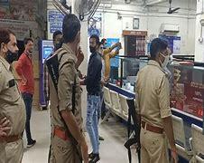 मनी heist की तर्ज पर सुरंग बनाकर बैंक में चोरी : 8 फ़ीट लम्बी और 4 फ़ीट चौड़ी सुरंग से SBI में घुसकर करोड़ों का सोना उड़ा ले गए चोर