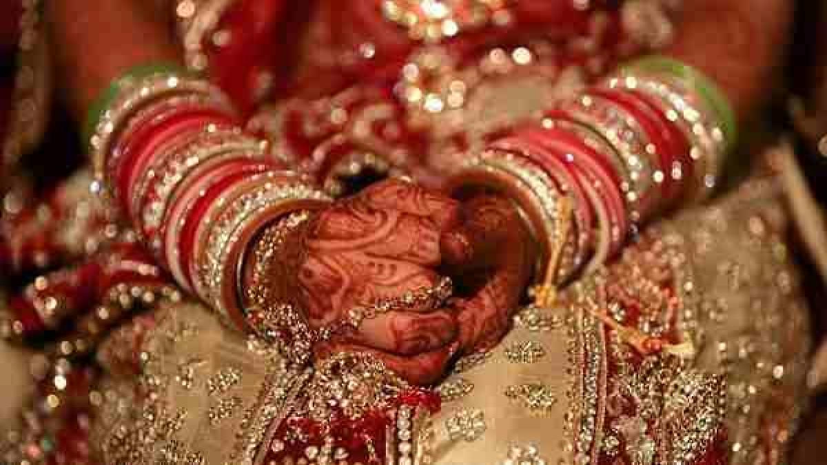 Uttar Pradesh काले दूल्हे को देखकर दुल्हन ने दे दी ये धमकी...