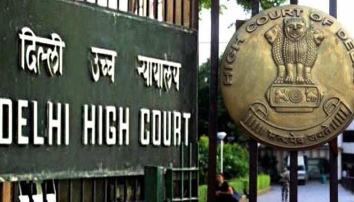 National News : सार्वजनिक स्थलों पर पेशाब करने से रोकने के लिए देवी-देवताओं की तस्वीर लगाने के खिलाफ याचिका खारिज