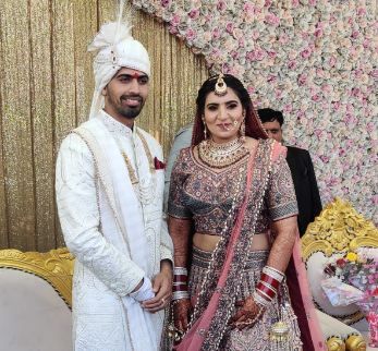 शादी और मिशाल: आईएएस दीपक व इंडियन टीम कैप्टन निर्मल ने की दहेजरहित शादी