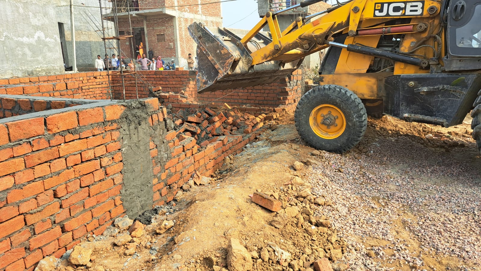 GHAZIABAD SAMACHAR: आधा दर्जन अवैध कालोनियों में गरजा जीडीए का पीला पंजा