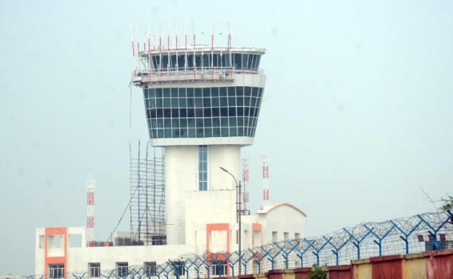 Civil Aviation : पायलट के एटीसी संचार कौशल का परीक्षण करने वाले परीक्षकों में अनुभव की कमी : विशेषज्ञ