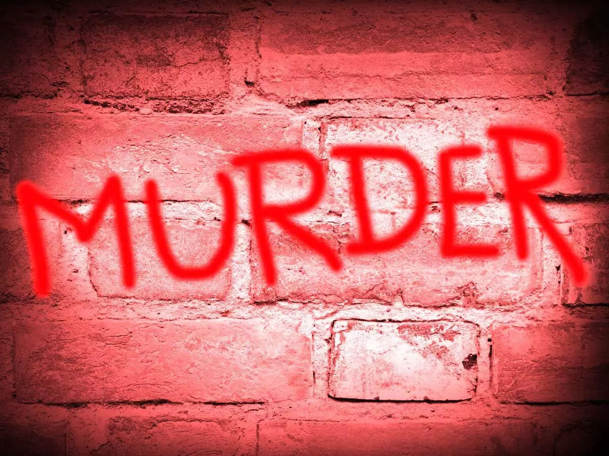 UP Crime News : भूमि विवाद में महिला की गला रेत कर हत्या