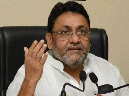 Maharashtra News : वीजा आवेदन में फर्जी दस्तावेज का इस्तेमाल पर नवाब मलिक के बेटे, बहू के पर एफआईआर