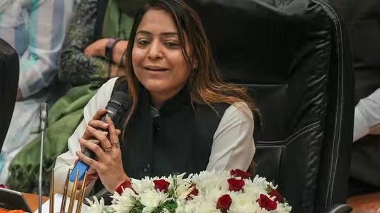 MCD Mayor Shelly Oberoi - अगले तीन दिन में ‘लैंडफिल साइट’ का निरीक्षण करेंगे