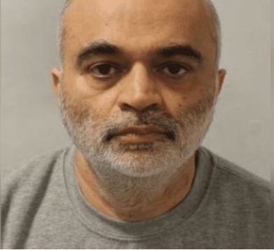 BRITAIN NEWS: शैंपेन के बोतल से पिता की हत्या में एनआरआई को उम्रकैद